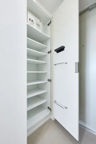 TOMORE Shinagawa Nakanobu  [Social Housing] - Interior - ["Wood", "Flooring", "Interior design"]