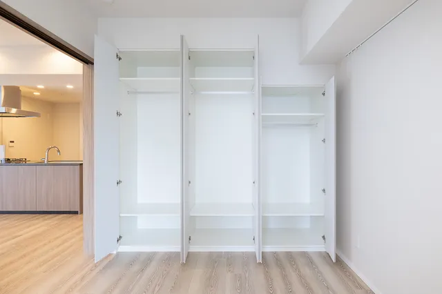 Monolith Hiroo - Interior - ["Flooring", "Wood", "Floor"]