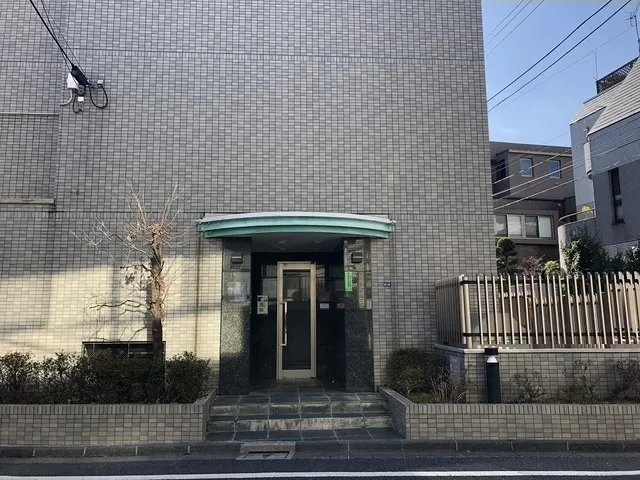 Premeal Takanawa - Exterior - ["Building", "Rectangle", "Plant"]
