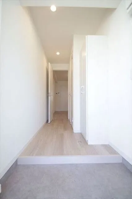 White Tooth Terrace - Interior - ["Building", "Fixture", "Hall"]