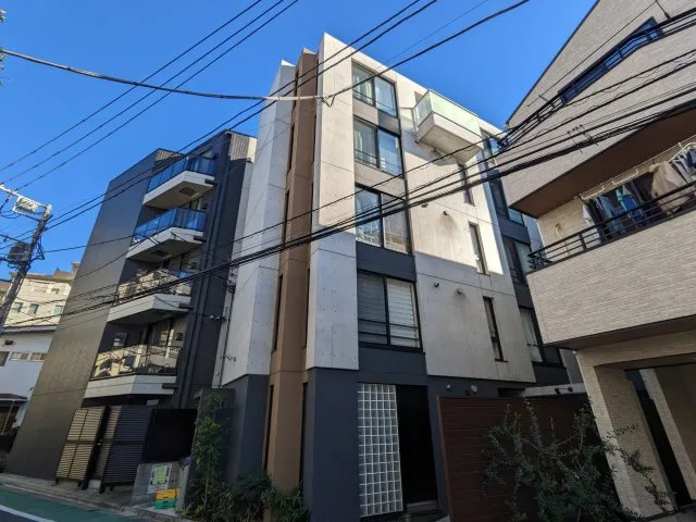 Alero Edogawabashi - Exterior - ["Sky", "Property", "Building"]