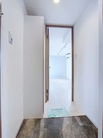 Ruygo Kagurazaka - Interior - ["Flooring", "Floor", "Ceiling"]