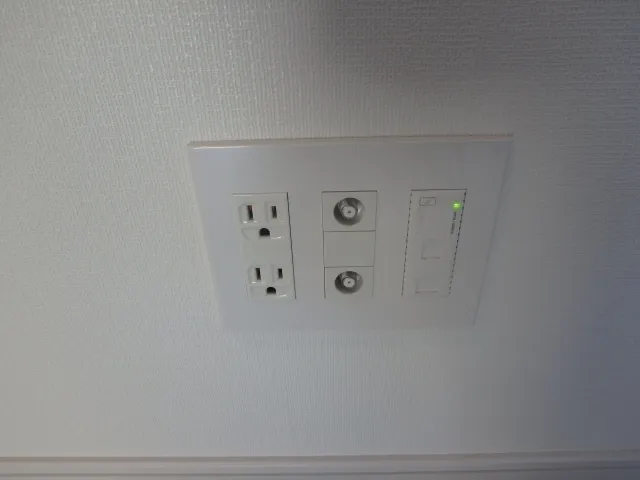 CAVANA Asakusa - Interior - ["Technology", "Wall Socket", "AC power plugs and sockets"]