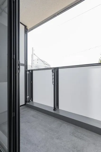 AIFLAT Magome - Interior - ["Glass", "Composite material", "Metal"]