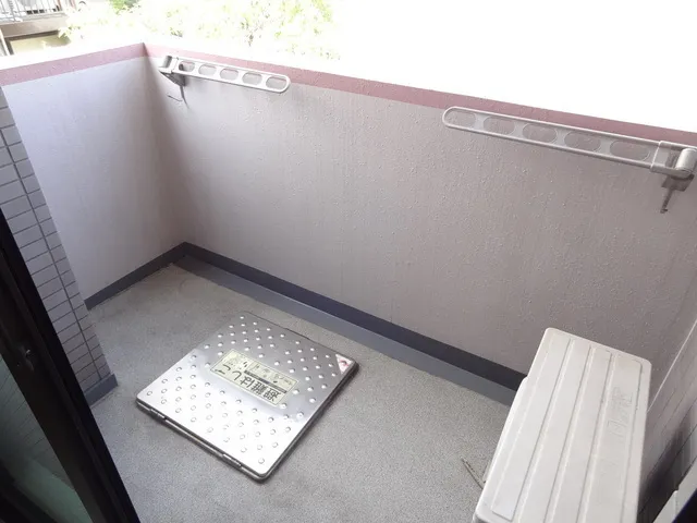 Raffinato Fukasawa - Interior - ["Floor", "Silver", "Tile"]