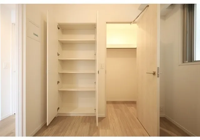 Laxrass Mejiro - Interior - ["Flooring", "Floor", "Wood flooring"]