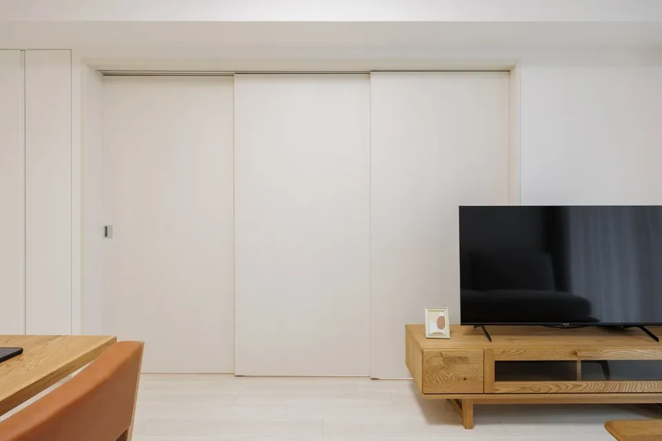 Hmlet Shinjuku Tower - Interior - ["Wall", "Flooring", "Wood"]