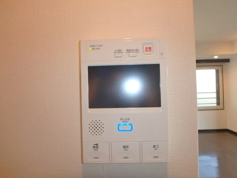 Doue Nihonbashi - Interior - ["Electronic device", "Electronics", "Technology"]