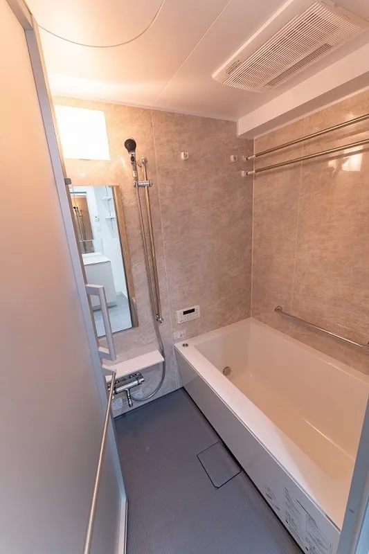 Glück Maison F Toyonaka XV - Interior - ["Plumbing fixture", "Floor", "Bathroom"]