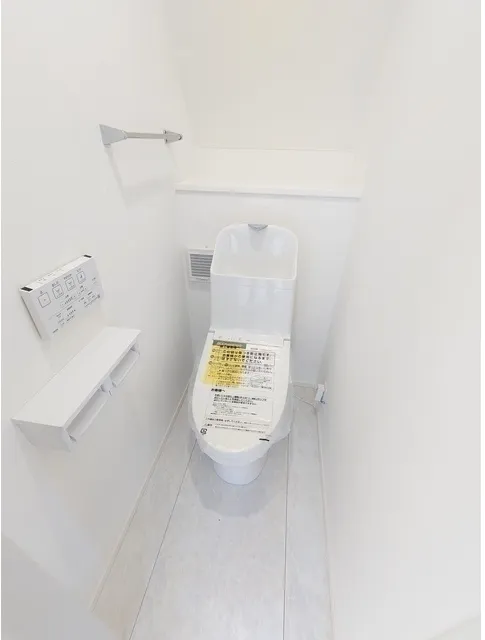 Kolet Hatagaya#03 - Interior - ["Plumbing fixture", "Toilet", "Toilet seat"]