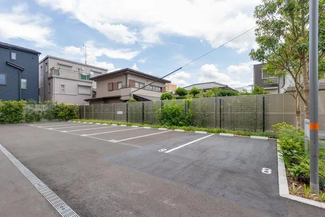 The Park Habio Mejiro Tower - Other - ["Road surface", "Asphalt", "Groundcover"]
