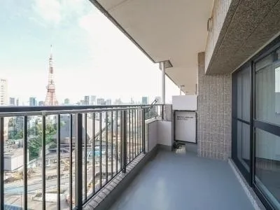 Roppongi View Tower - Interior - ["Property", "Building", "Balcony"]