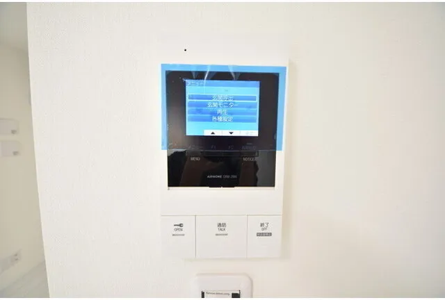 Goodenough Nakano Shinbashi - Interior - ["Electronic device", "Technology", "Display device"]
