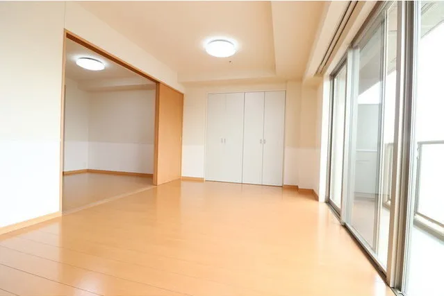 Comforia Mishuku - Interior - ["Fixture", "Wood", "Hall"]