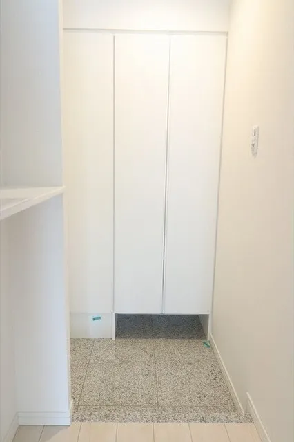 Comforia Fudomae - Interior - ["Property", "Room", "Door"]
