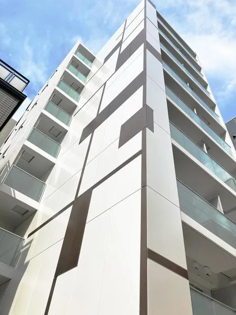 IPSE Tokyo Tsukishima - Exterior - ["Sky", "Building", "Cloud"]