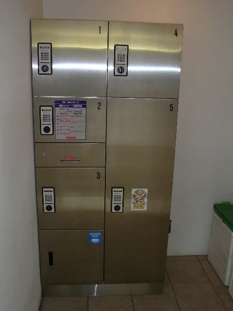 Sierre Grand Kamiikedai - Exterior - ["Machine", "Transparency"]