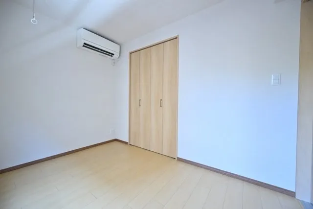 CENTRAL GARDEN RESIDENCE TOKYO - Interior - ["Flooring", "Floor", "Wood flooring"]