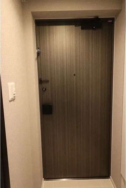 Comforia Monzennakacho South - Interior - ["Door", "Handle", "Fixture"]