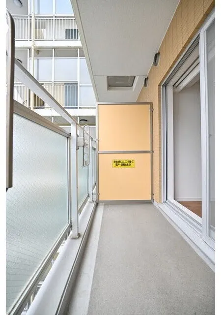 Primal Koishikawa - Interior - ["Interior design", "Glass", "Composite material"]