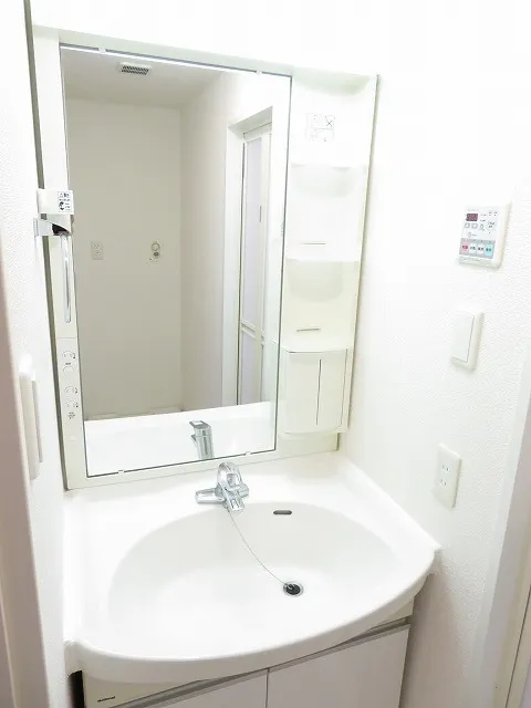 Esty Maison Oshima - Interior - ["Plumbing fixture", "Bathroom Sink", "Bathroom"]