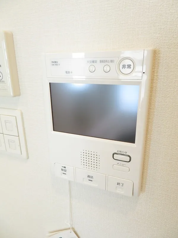 The Park Cross Monzen-Nakacho - Interior - ["Electronic device", "Technology", "Electronics"]
