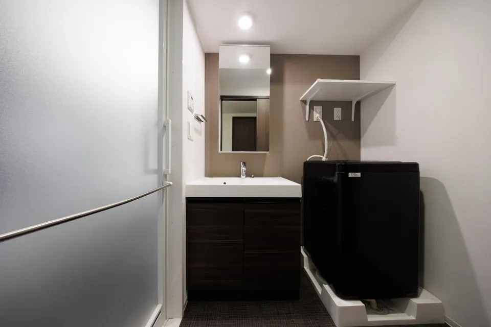 Hmlet Shinjuku Tower - Interior - ["Flooring", "Interior design", "Floor"]