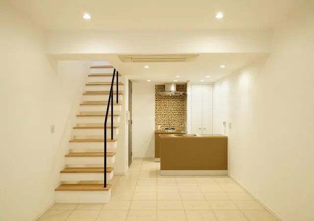 Castalia Shiba-Koen - Interior - ["Wood", "Fixture", "Floor"]