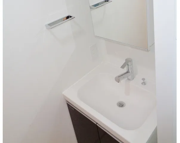 Genovia Saginomiya Sky Garden - Interior - ["Plumbing fixture", "Flooring", "Floor"]