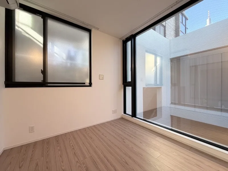 Pollast Yoyogi - Interior - ["Flooring", "Floor", "Wood"]