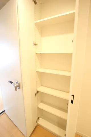 Prime Urban Ikebukuro - Interior - ["Wood", "Door", "Cupboard"]