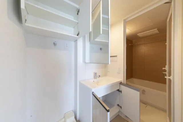Proud Flat Kiba II - Interior - ["Property", "Room", "Building"]