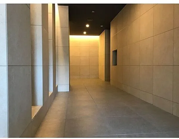 Wellis Urban Otsuka - Exterior - ["Building", "Hall", "Fixture"]