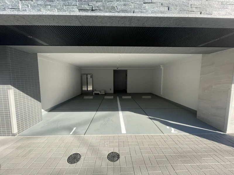 Airlieva Mukojima - Other - ["Floor", "Composite material", "Grey"]