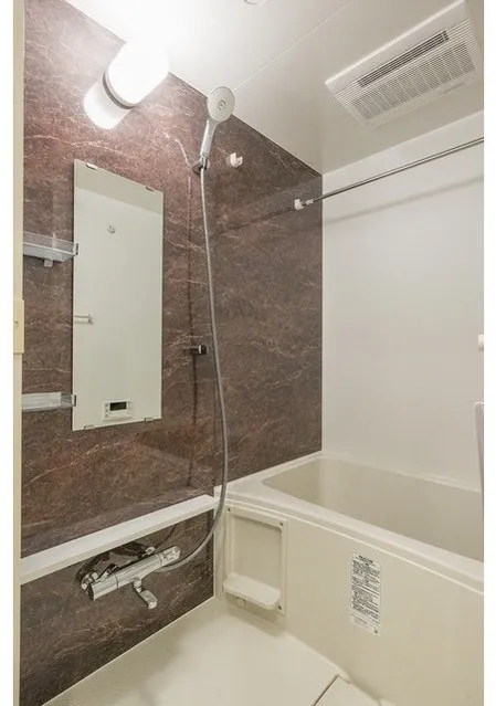Comforia Live Kiba - Interior - ["Plumbing fixture", "Building", "Shower head"]