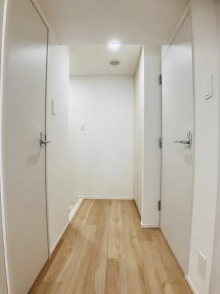PREMIUM CUBE Ueno - Interior - ["Property", "Fixture", "Door"]