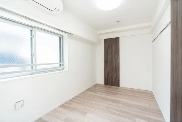 Belfarth Komazawa Sanchome - Interior - ["Property", "Window", "Fixture"]