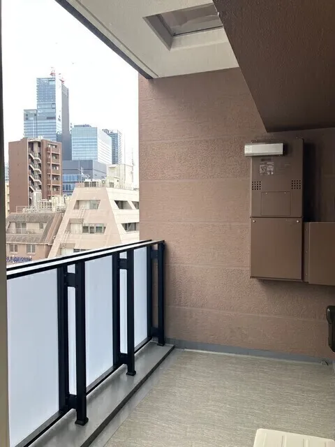The Park House Shiba Onarimon - Interior - ["Apartment", "Composite material", "Balcony"]