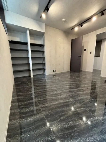 EXAM AKASAKA - Interior - ["Flooring", "Floor", "Ceiling"]