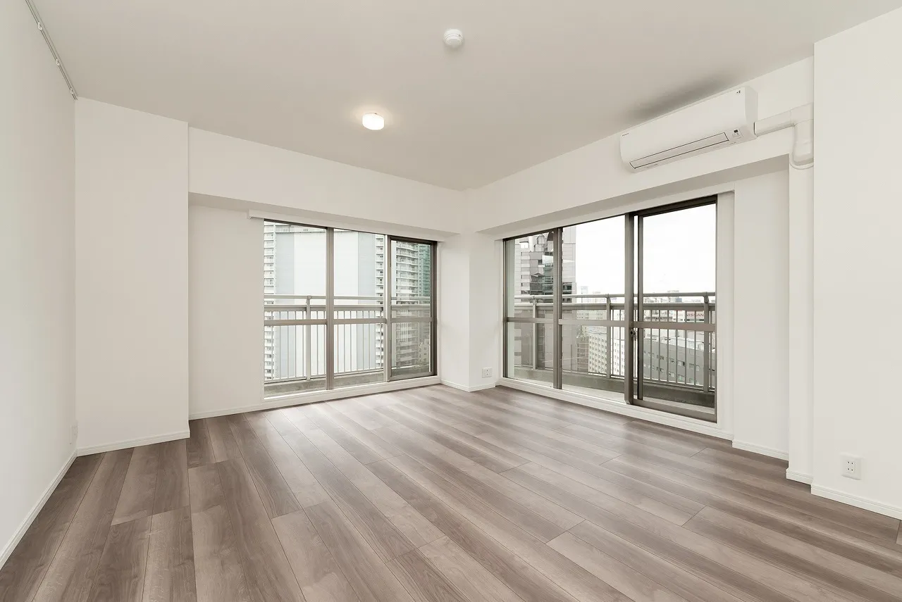 Platine Tamachi - Interior - ["Wood flooring", "Flooring", "Floor"]