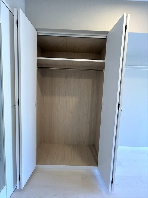 Prospect Monzennakacho - Interior - ["Wood", "Flooring", "Floor"]