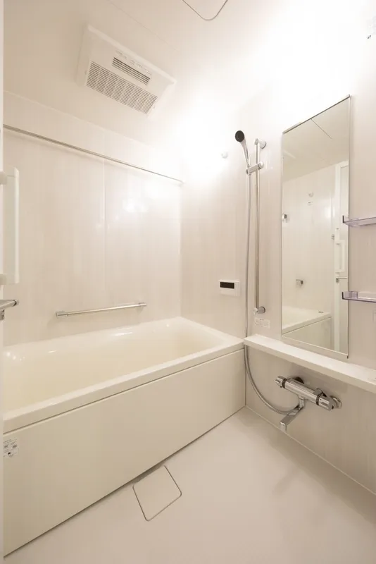 Doue Waseda - Interior - ["Flooring", "Bathroom", "Floor"]