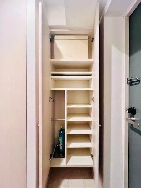 KDX Residence Okachimachi - Interior - ["Wood", "Shelving", "Interior design"]