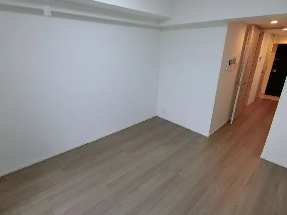 Urban Link Omori Beach - Interior - ["Building", "Wood", "House"]