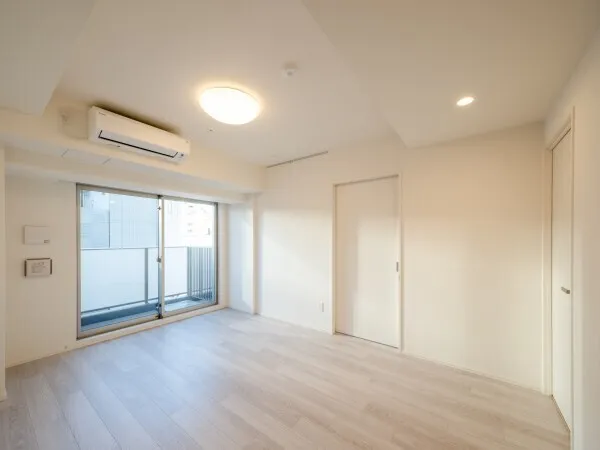 Brillia Ist Asakusa - Interior - ["Flooring", "Floor", "Ceiling"]