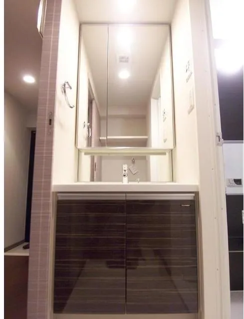 Groban Itabashi - Interior - ["Flooring", "Floor", "Ceiling"]