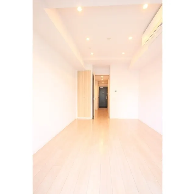 Comforia Mita East - Interior - ["Building", "Wood", "Fixture"]