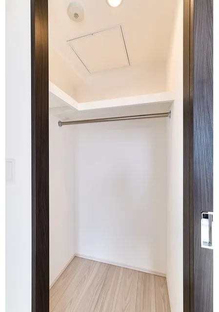 BPR Residence Higashi Nippori - Interior - ["Flooring", "Wood", "Floor"]