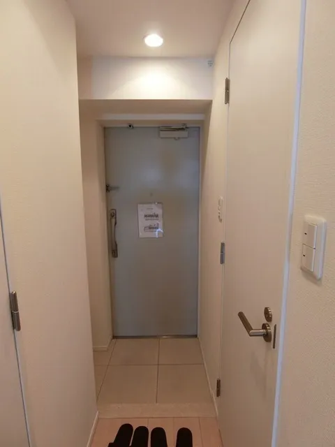 TLR Residence Otorii - Interior - ["Wood", "Flooring", "Floor"]