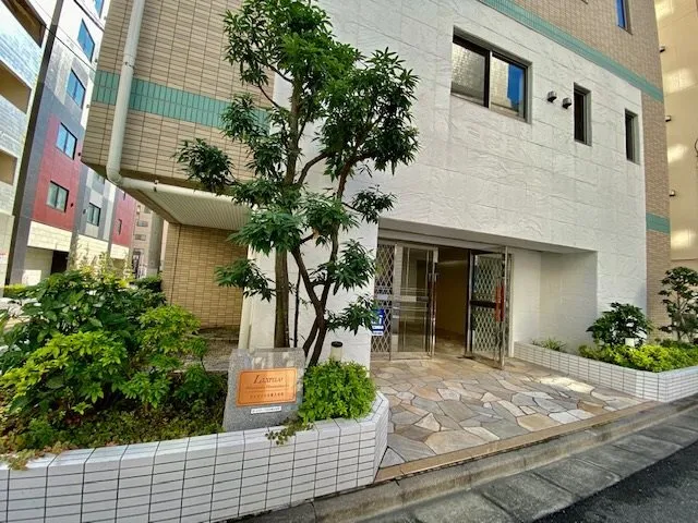 Laclas Nihonbashi Hisamatsucho - Exterior - ["Plant", "Building", "Window"]